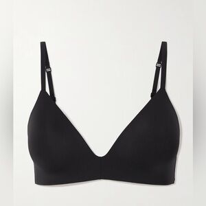 Skims Wireless Bra NWOT 34D Black Onyx